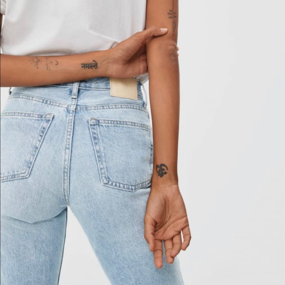Everlane 90s Cheeky Jean! Sun-bleached blue